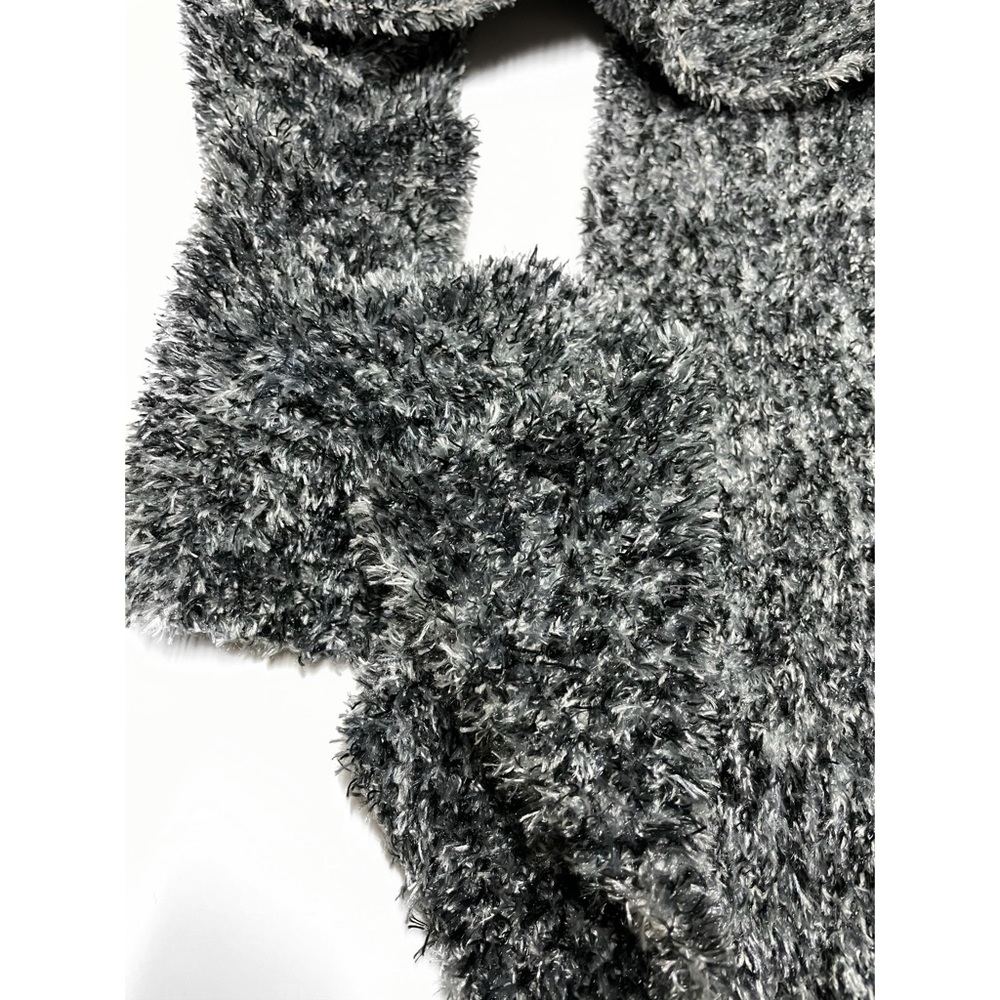 Scarf - Picture 3 of 3